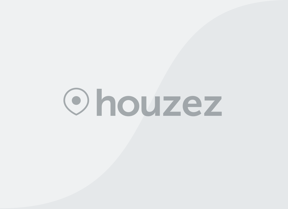 3 Bed 3 Bath – Oak Tree Lane